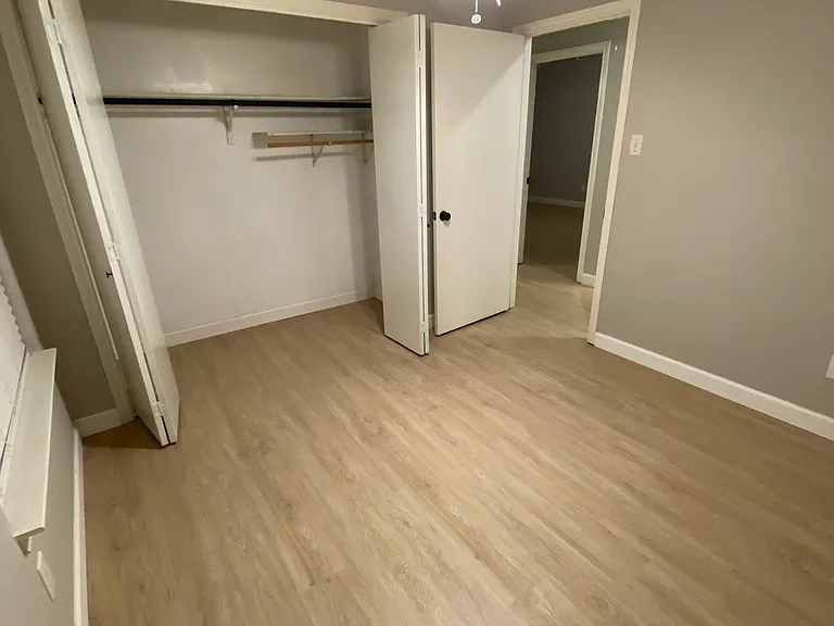 8443 Lake Crystal Dr — Photo 16