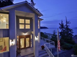 8103 Possession Beach Walk, Clinton, WA 98236