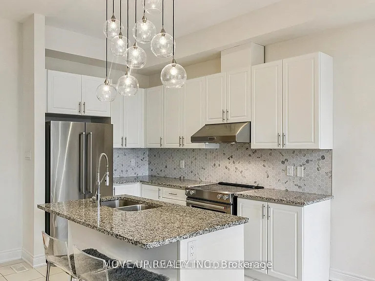 32 Kingsville Ln — Photo 14