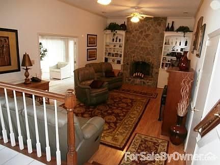 Warm and Cozy!
						:
						The sunny Florida room adjoins the den - great for entertaining.
