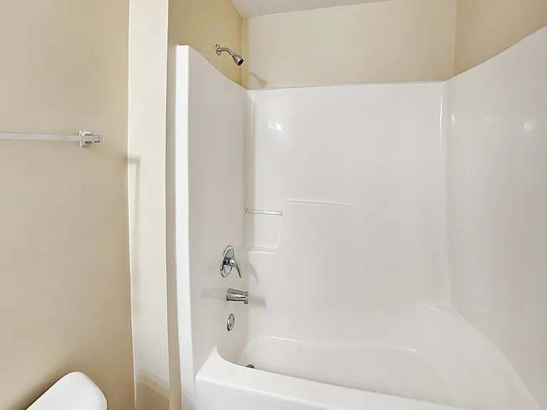 618 Maltese Dr — Photo 14