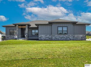 10411 S 189th St, Omaha, NE 68136