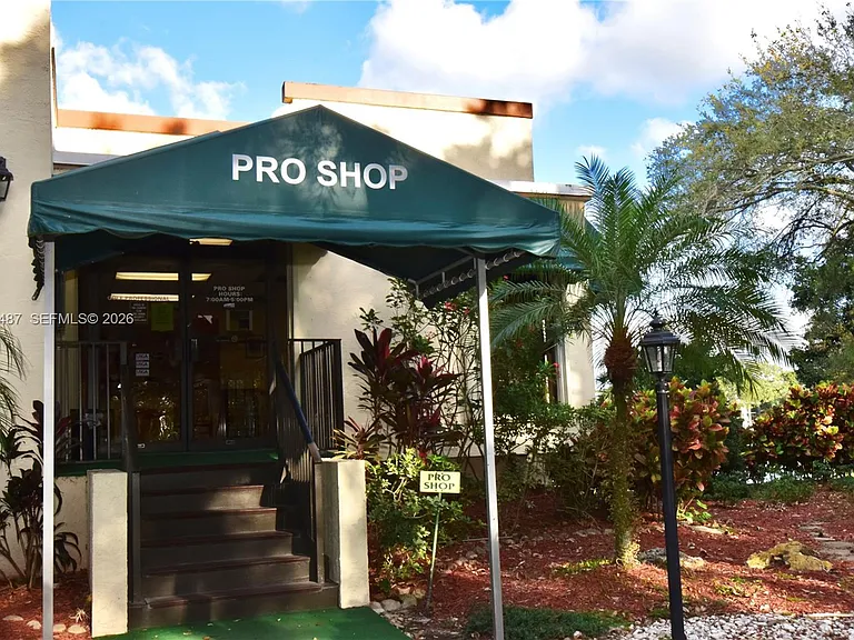 9311 Orange Grove Dr #411 — Photo 13
