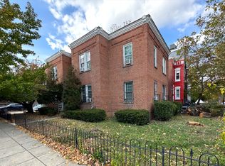 1226 F St NE APT 3, Washington, DC 20002