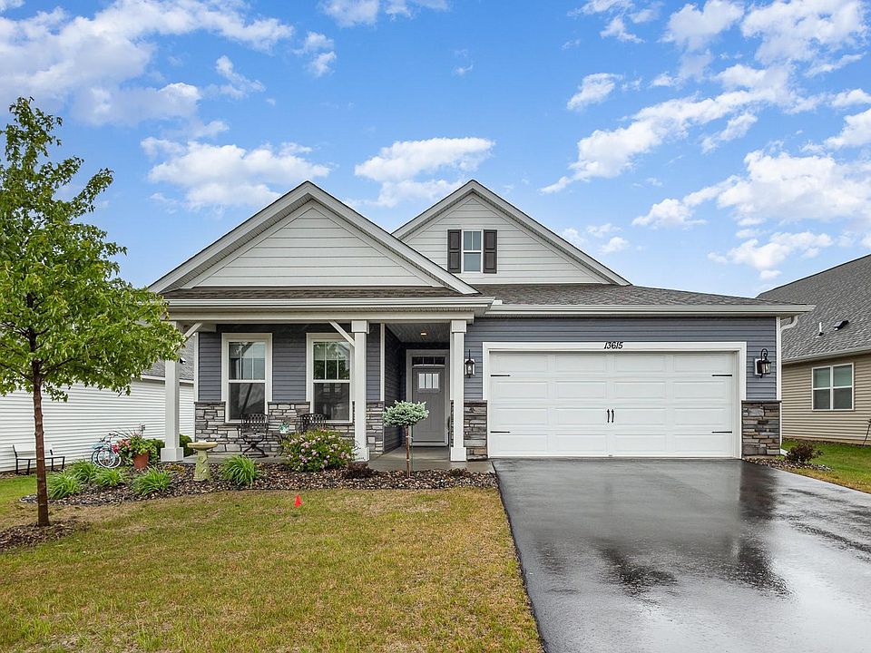 1st image of 13615 Applewood Trl