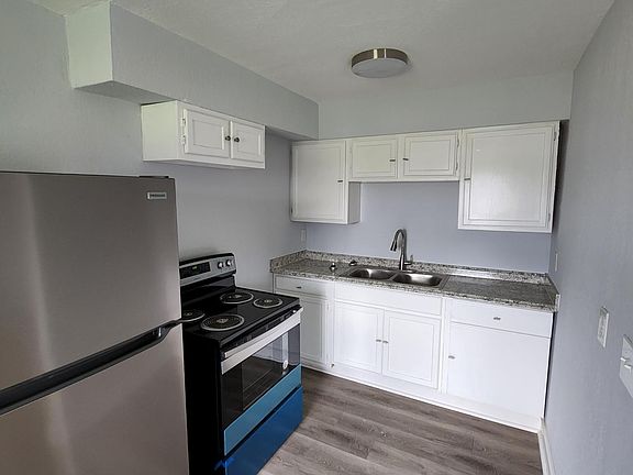 5th image of 2510 Leo St #1