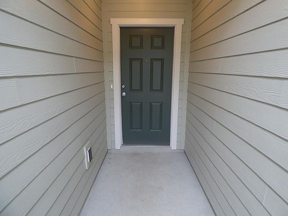 2nd image of 699 Flach Dr