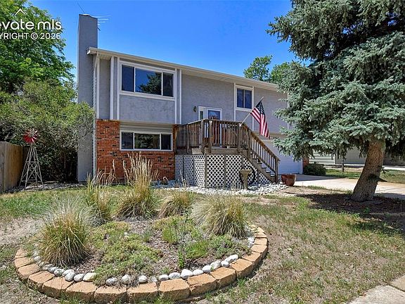 4th image of 3711 Lander Ln