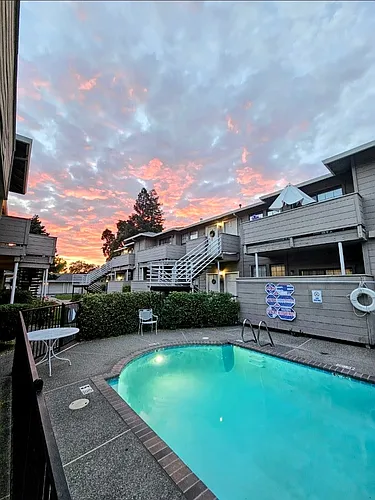 2411 Mission Ave Photo 1