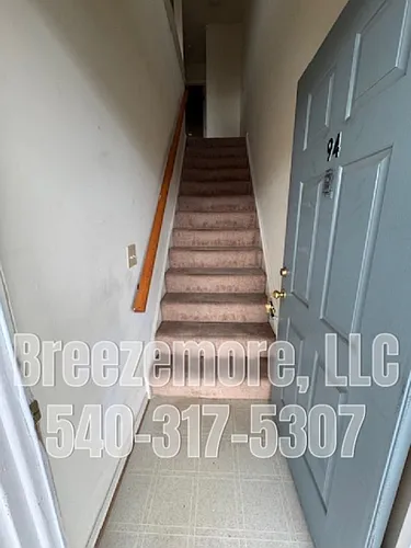 94 Grandview Ave Photo 1