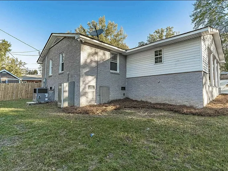 25 Riverview Ct — Photo 18