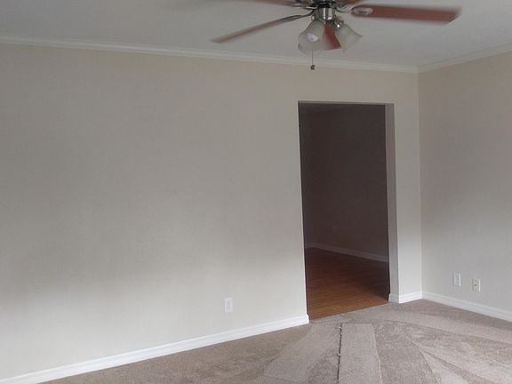 5th image of 10758 SE 90th Ct