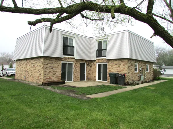 4101 Douglas Dr, Zion, IL 60099