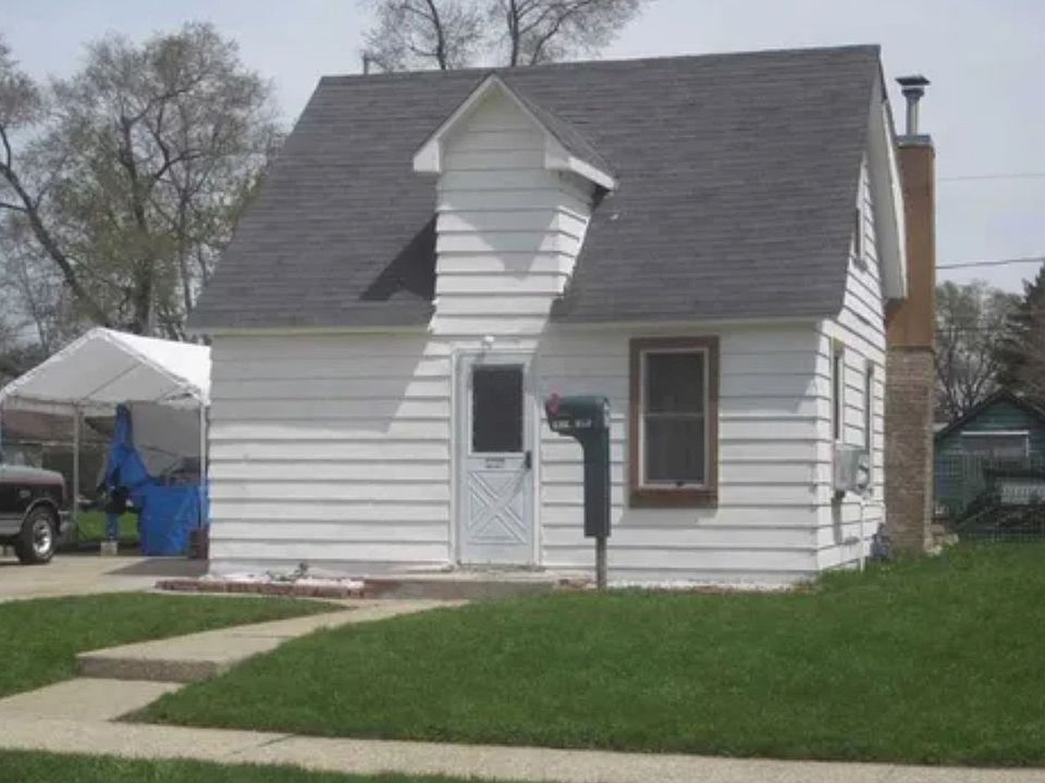 1st image of 1835 S Crosby Ave
