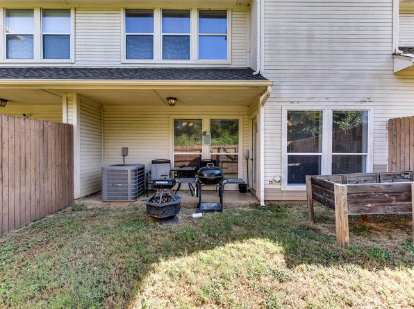 arlington-texas-61886730 picture