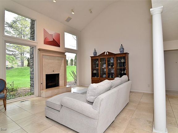 3rd image of 33605 Wellingford Ct