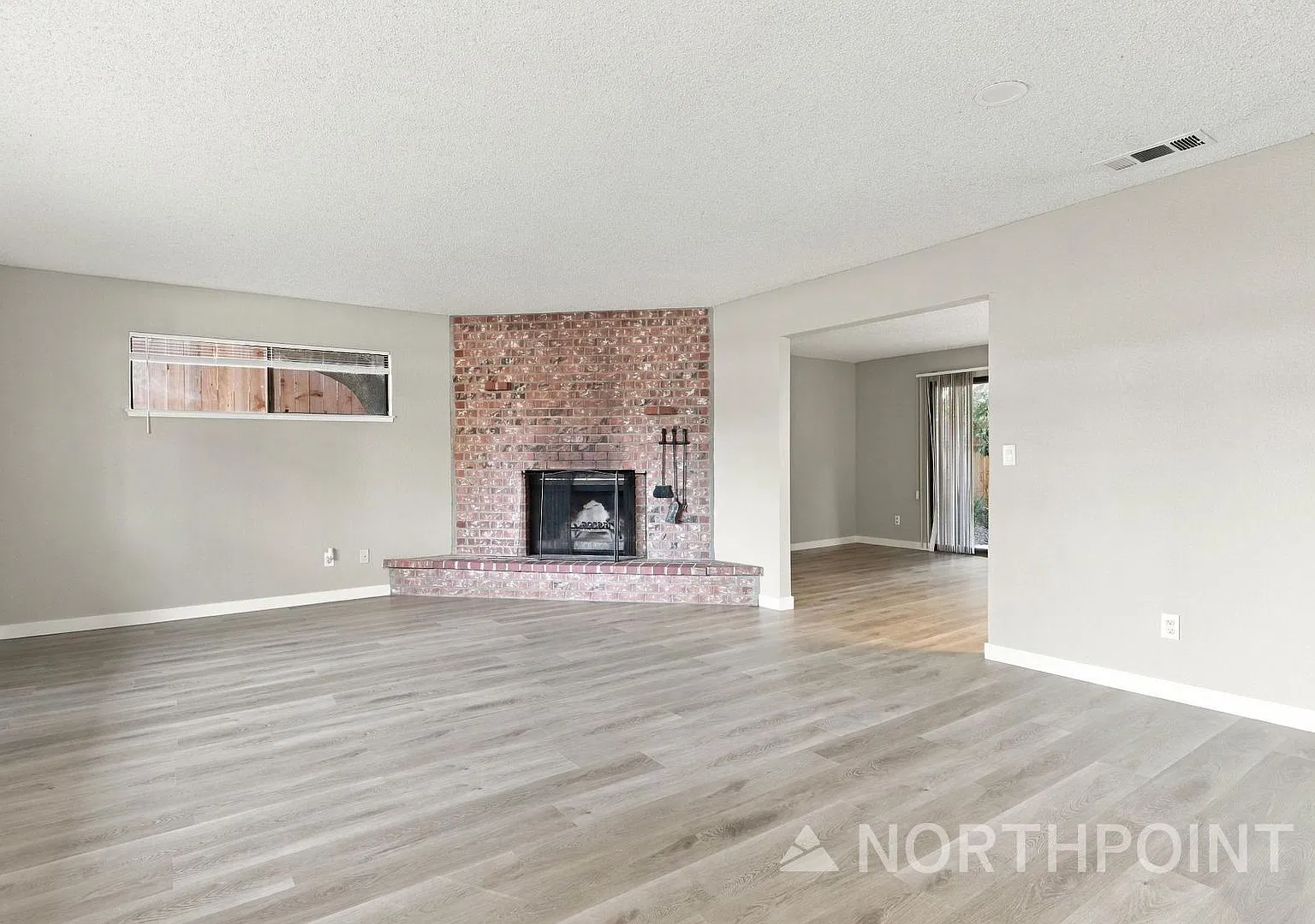 4-Bedroom, 3 Bath Single Family for Rent in Fair Oaks, CA | Attached Garage & Modern Kitchen — Photo 3