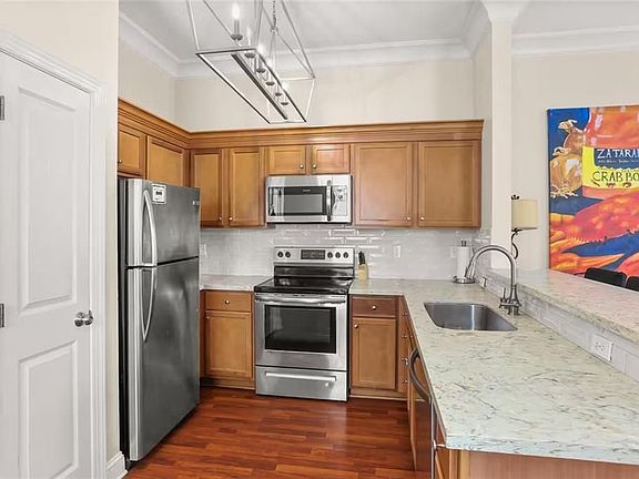5th image of 1629 N Roman St