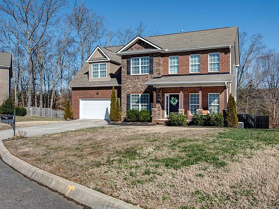 2nd image of 2312 Ancient Oak Ln