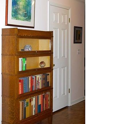 2nd image of 4550-4562 Laclede Ave #206