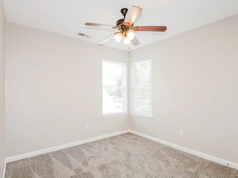 7335 Red Maple Dr — Photo 12