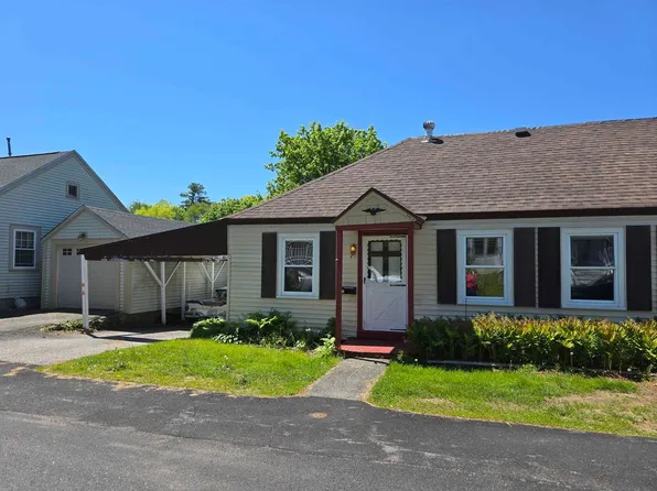 30 Halstead St, Kittery, ME 03904