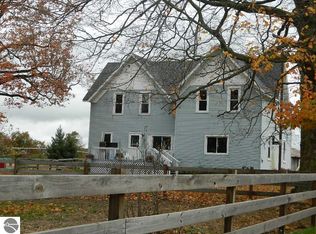 5911 SW County Line Rd, Blanchard, MI 49310