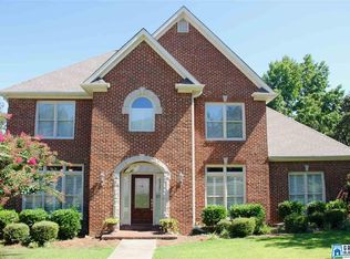 663 Lake Crest Dr, Hoover, AL 35226