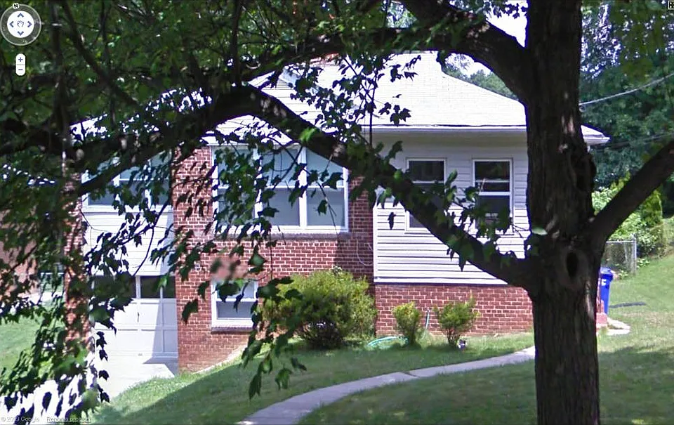 2221 Osborn Dr