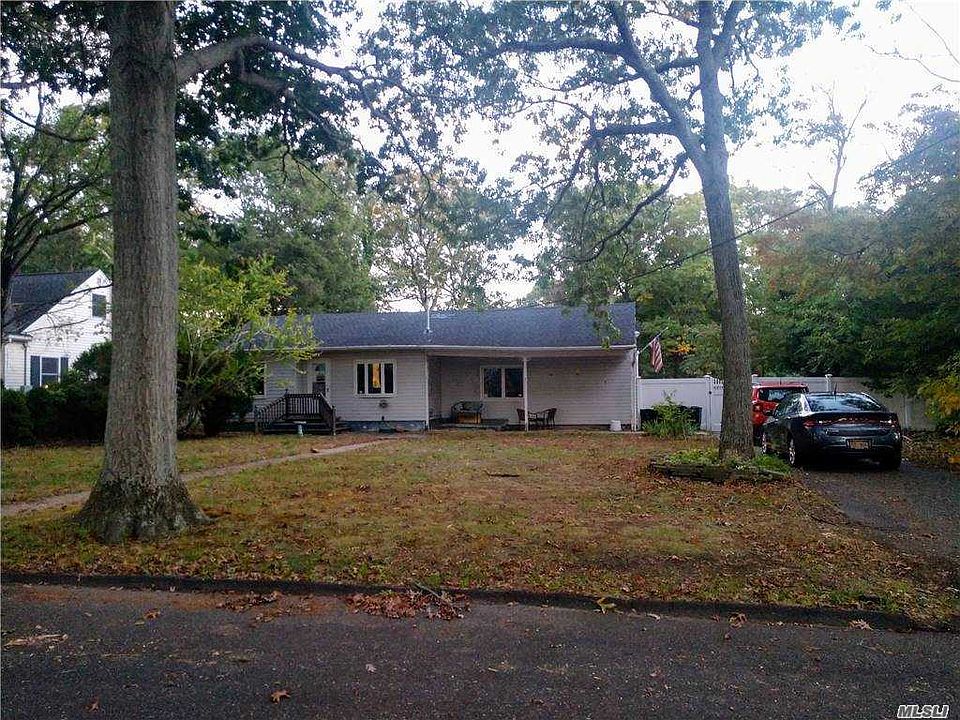 1st image of 40 Oakdale Ave