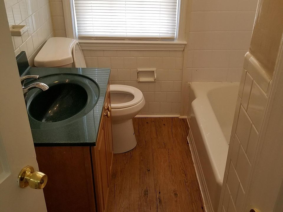 2nd image of 3904 Chesterfield Ave