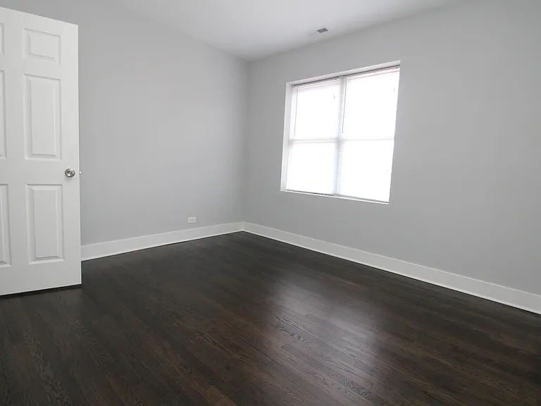 2128 N Sawyer Ave #2E — Photo 15