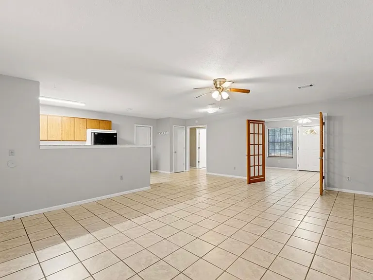 Fisher Ln — Photo 4