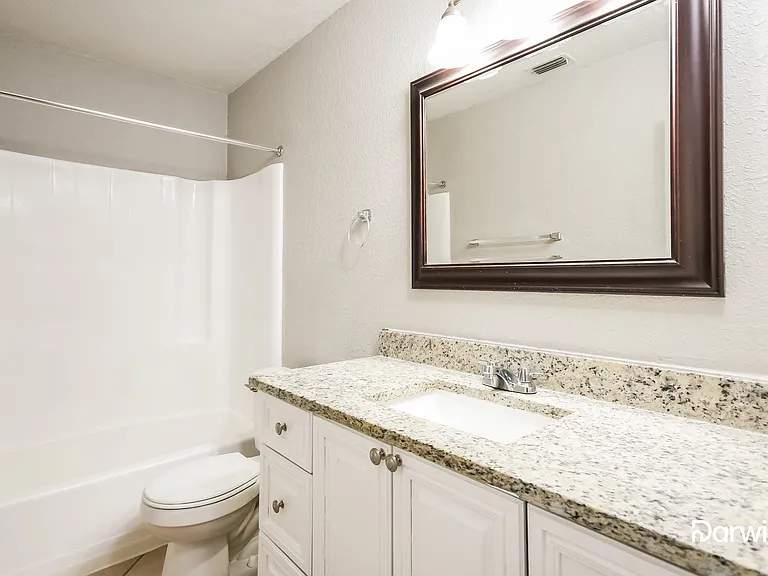 935 Whisper Lake Dr — Photo 11