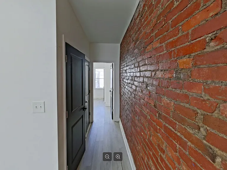 3331 N Howard St — Photo 4