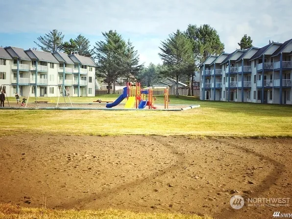 210 26th Street #328, Long Beach, WA 98631