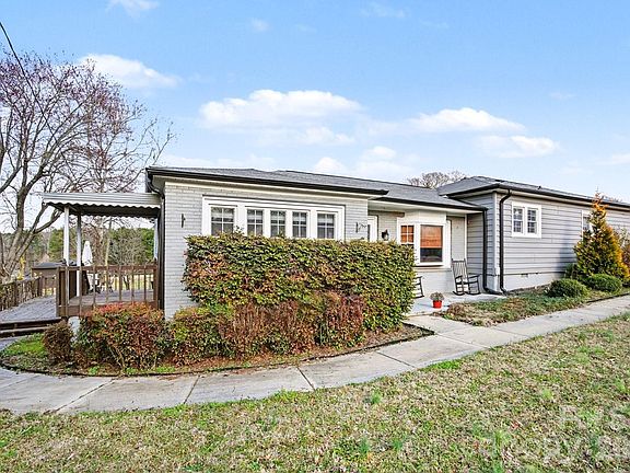 4th image of 2325 Brown Rd