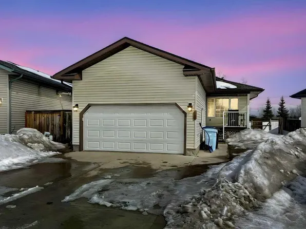 196 S Shetland Gdns, Wood Buffalo, AB T9H 5M5