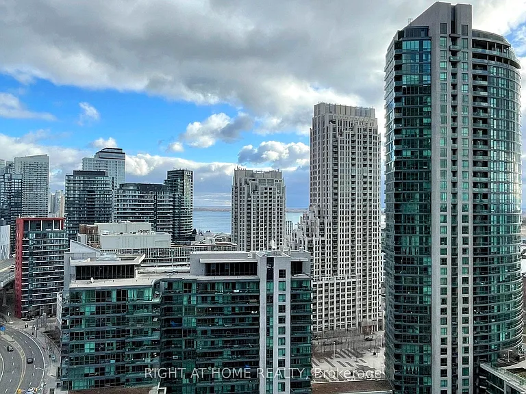 231 Fort York Blvd #2309 — Photo 29