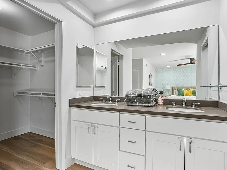 6542 Vesper Cir — Photo 38