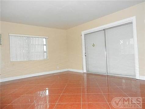 3rd image of 147 Auburn Dr