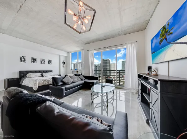133 NE 2nd Ave, Miami, FL