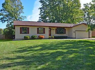 6801 Hidden Valley Dr, Amherst, OH 44001