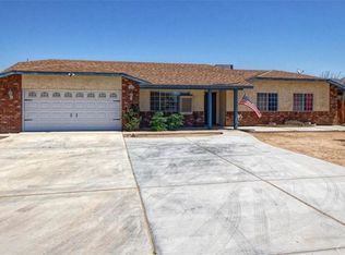 22622 South Rd, Apple Valley, CA 92307