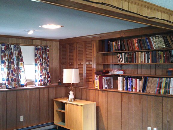 full basement - rec room