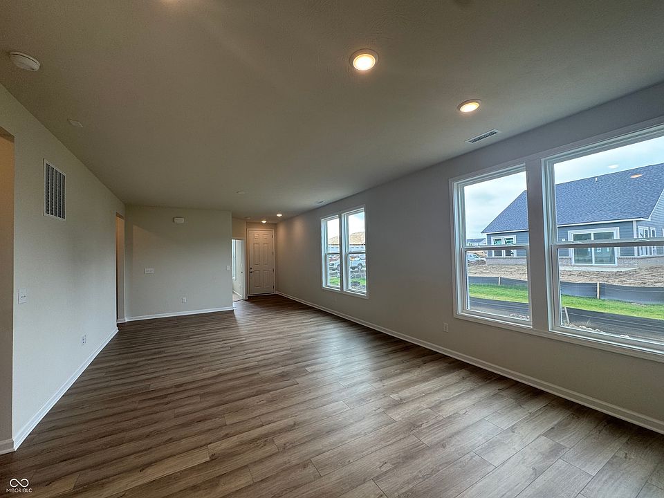 2nd image of 15550 Tiffin Cir