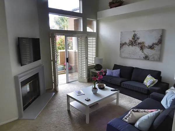2 bed, 2.5 bath, 1435 sqft, $4,595 — Photo 3