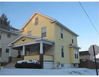 1719 E Washington St photo 1