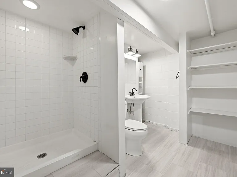 31 E Germain St — Photo 25