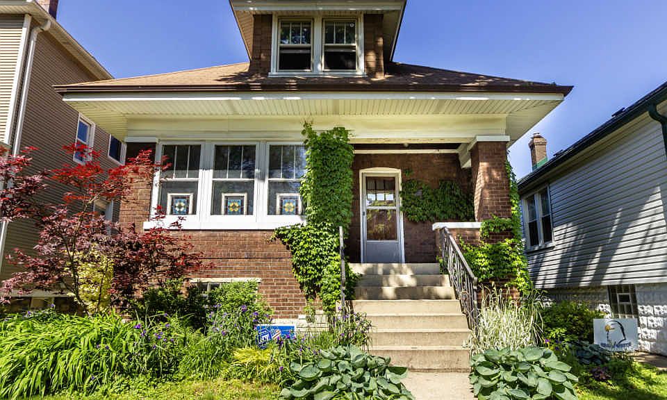 1st image of 123 Rockford Ave